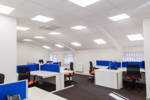 Thermaset-open-plan-office-desks